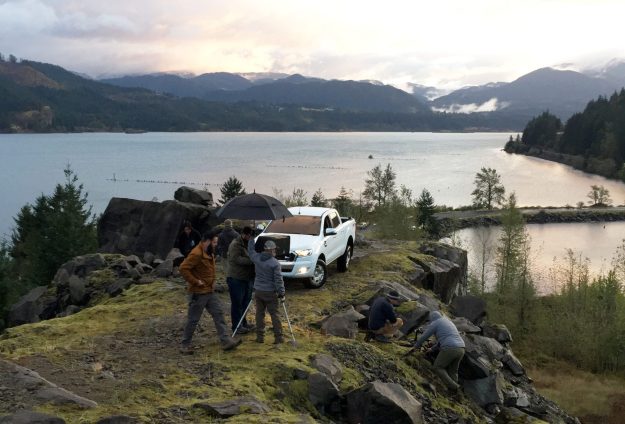 Ford Ranger onset with Recom Farmhouse - lake